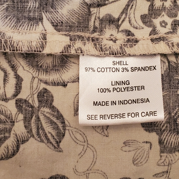 Kim Rogers Spring Dress Black and Tan Floral Size 12P - Picture 8 of 9